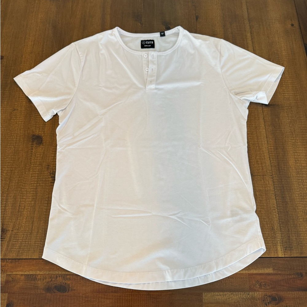 Cuts Clothing White Henley T Shirt Size XL